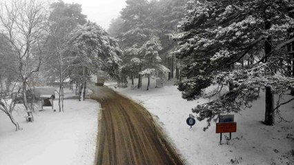 Kazdağları'nda kar şiddetini artırarak devam ediyor