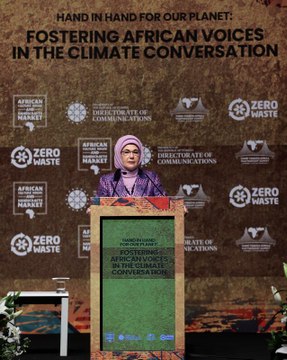 Emine Erdoğan: 2023 hedefimiz, sıfır atığı Türkiye'de yaygınlaştırmaktır Cumhurbaşkanı Recep Tayyip Erdoğan'ın eşi Emine Erdoğan TürkiyeAfrika...