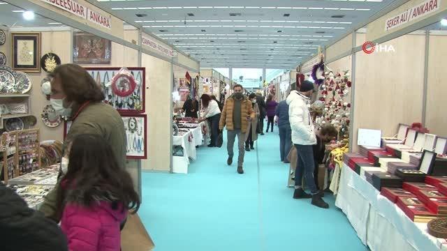 Başkent'te yılbaşı hediyelik eşya ve yöresel ürünleri görücüye çıktı