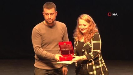 Zeytinburnu'nda geleceğin ustaları ödüllendirildi