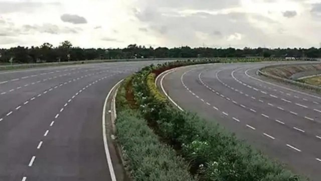 After Purvanchal, politics speeds up over Ganga Expressway