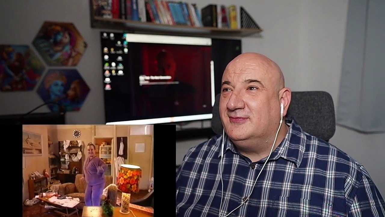 Harry Enfield and Chums - The Slobs Win The Lottery