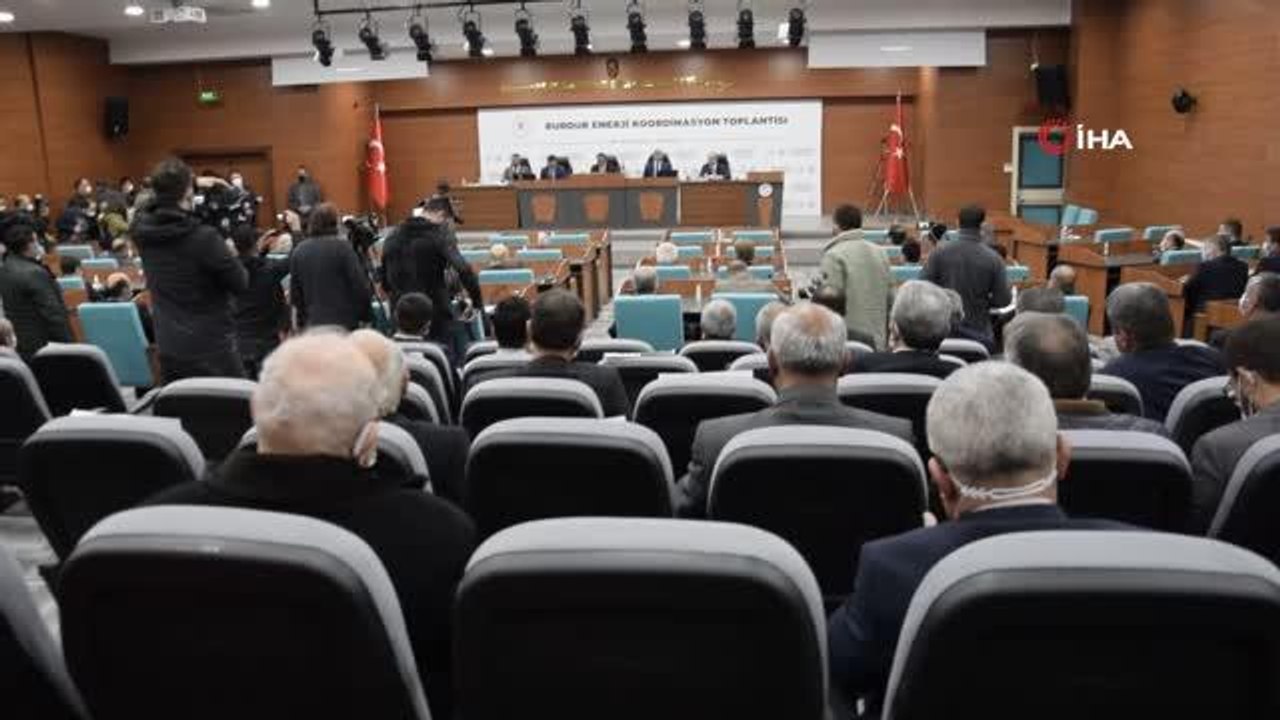 Enerji ve Tabii Kaynaklar Bakanı Dönmez "Çiftçilerin yenilenebilir enerji kaynaklarını kullanması için eksiklikler tamamlandı"