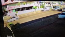 Impressionante: Veja novas imagens da colisão e S10 invadindo loja em Cascavel