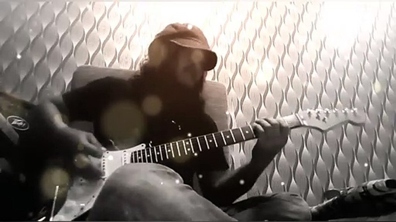 PRACTISE RIFF (BLUES)