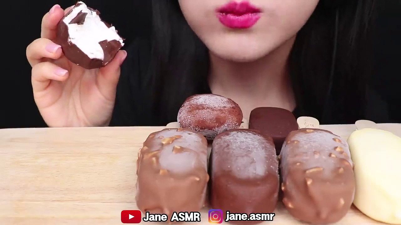 ASMR MAGNUM ICE CREAM, CHOCOLATE MARSHMALLOW, CHOCOLATE CRACKING