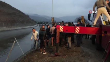 Son dakika! Amasya'da HES kanalına araç uçtu: 2 ölü, 1 ağır yaralı