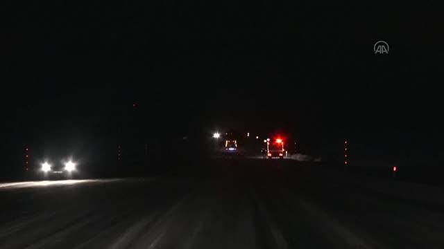 Kars-Erzurum yolunda otobüs devrildi, 4 kişi öldü, 18 kişi yaralandı (3)