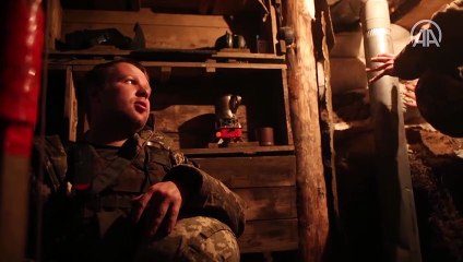 Ukrayna askerleri Donbas’ta nöbette