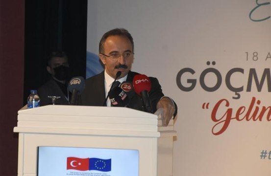 İçişleri Bakan Yardımcısı Çataklı: Türkiye'de 3 milyon 700 bin Suriyeli yaşıyor