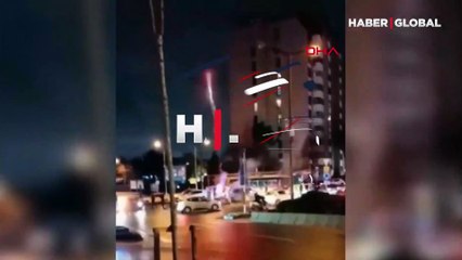 Başakşehir'de magandalar cadde ortasında havai fişek patlattı
