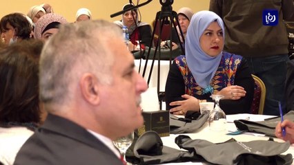 وزارة شؤون المرأة الفلسطينية تبحث آليات تفعيل قانون حماية الأسرة