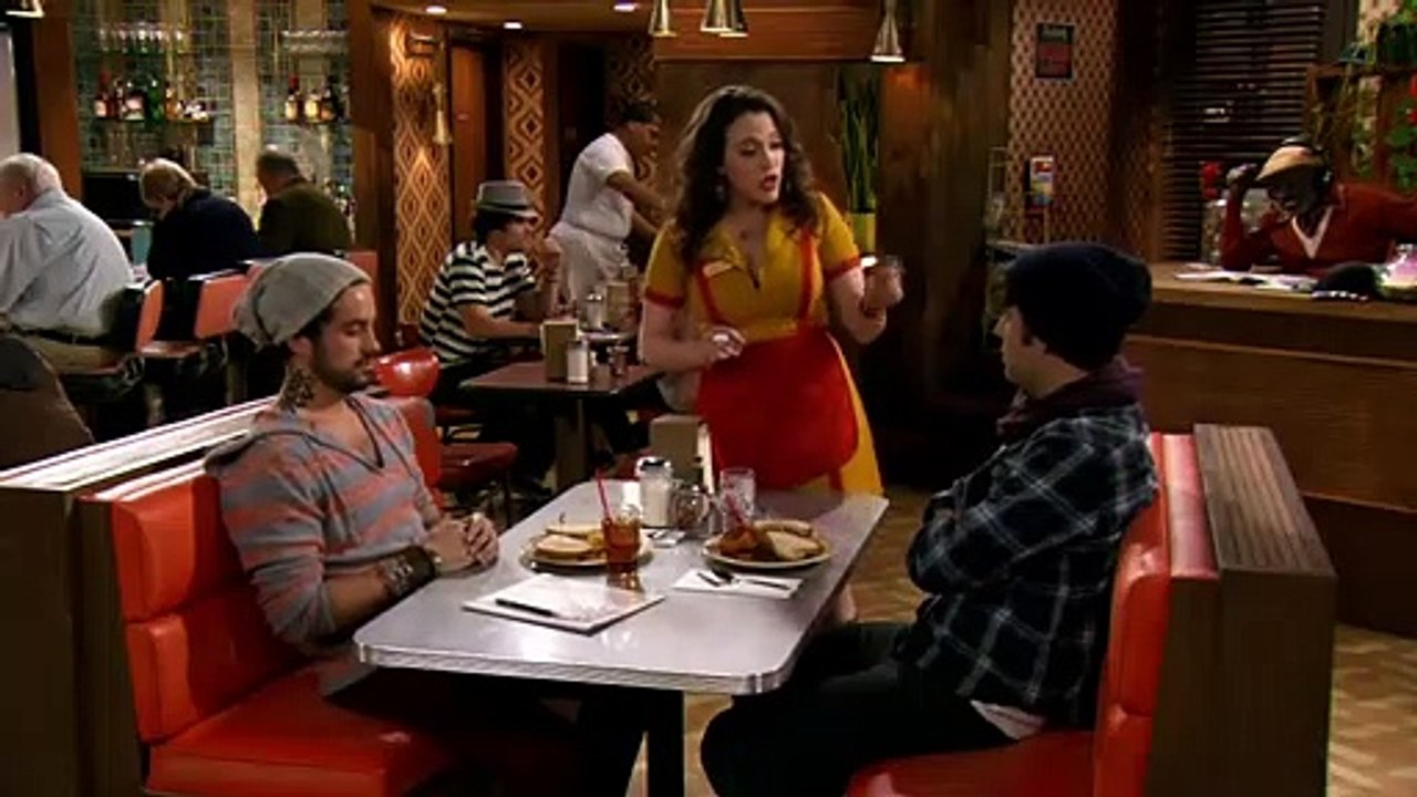 2 Broke Girls Saison 1 - 2 Broke Girls trailer (EN)