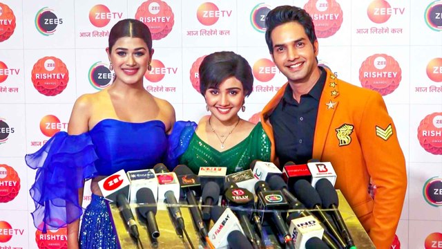 TV Celebrities On Red Carpet Of ZEE Rishtey Awards 2021