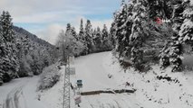 Yedigöller Milli Parkı yolu kar ve buzlanma sebebiyle ulaşıma kapatıldı