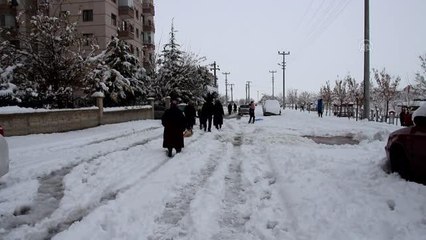 Kar yağışı etkili olmaya devam ediyor