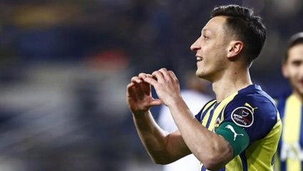 Mesut Özil derbi sonrası Fenerbahçe taraftarına seslendi! Paylaşımına beğeni yağıyor