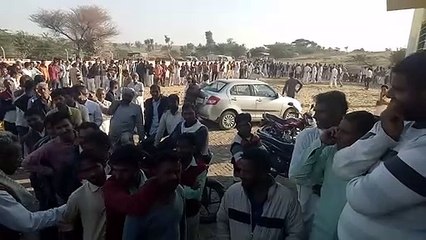 यूरिया के लिए लगी कतार,निराश लौटे किसान