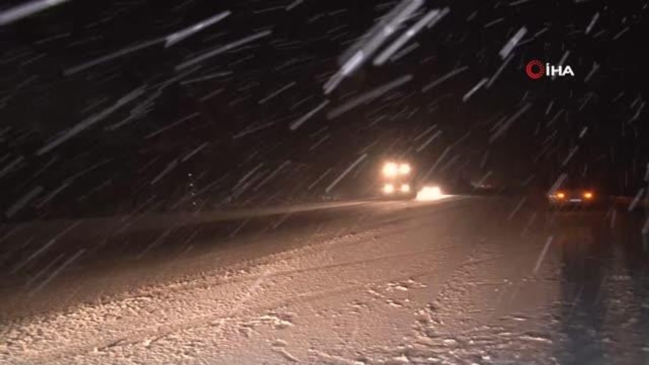 Kar ve tipi ulaşımda aksamalara neden oldu