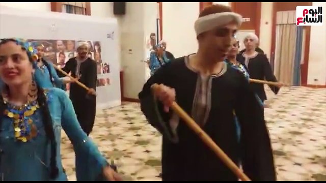 عروض فرقة الأقصر للفنون الشعبية في ختام ملتقى الأقصر الدولى للتصوير