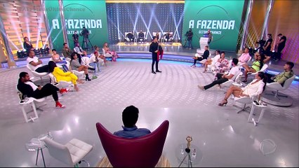 Hora do Faro: Máquina da Verdade - Solange e Lucas Selfie discutiram 