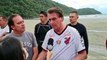 Homem grita “LULA 2022” para Bolsonaro durante entrevista e apoiadores do presidente reagem