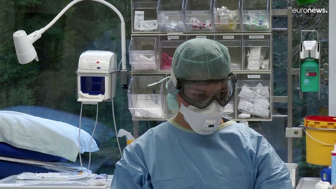 7-Tage-Inzidenz steigt wieder in Deutschland - Krisengipfel am Dienstag