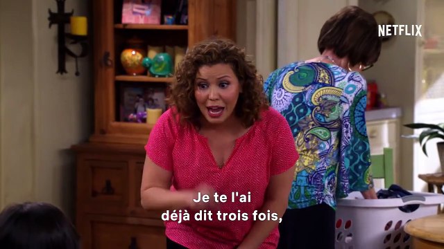 One Day at a Time (2017) Saison 2 - Trailer (EN)