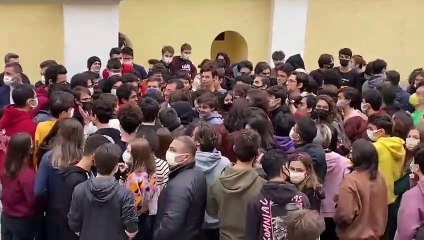 Ekrem İmamoğlu, Kabataş Lisesi öğrencileri ile buluştu