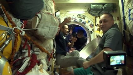 Tursiti spaziali atterrati in Kazakistan dopo 12 giorni in orbita