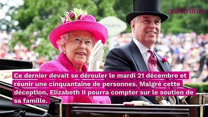 Tải video: Elizabeth II : le très beau geste de Kate et William pour Noël