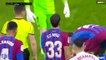 Football : Jules Koundé vrille face à Jordi Alba et lui balance le ballon en plein visage
