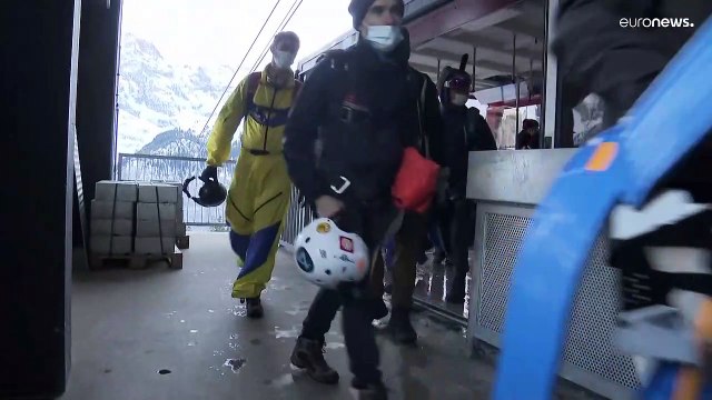 Exponentielles Omikron-Wachstum in der Schweiz: Keine Welle, eine Wand