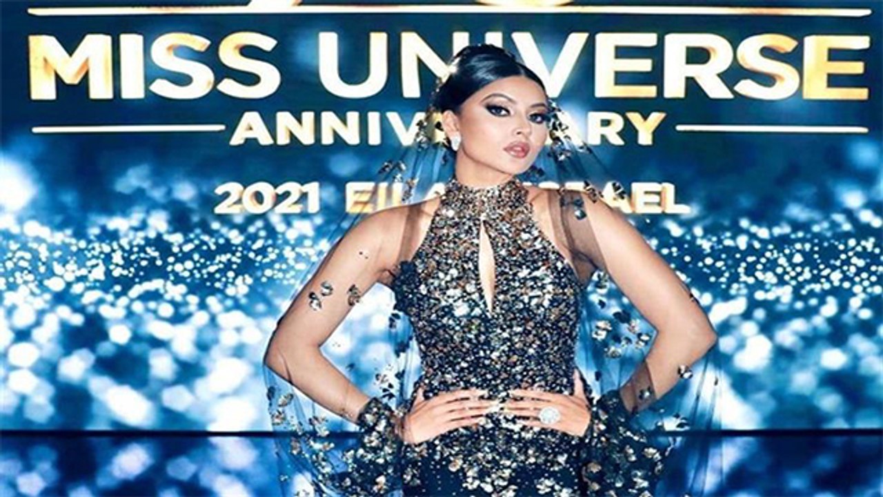 Urvashi Rautela Miss Universe 2021 का Judge बनने के लिए मिले इतने करोड़ रूपए | Boldsky