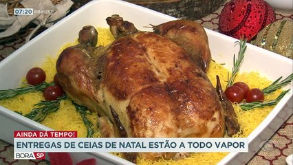 O natal já está batendo na porta. Para quem ainda não preparou a ceia, ainda dá tempo de encomendar pratos prontos sem precisar sair de casa.