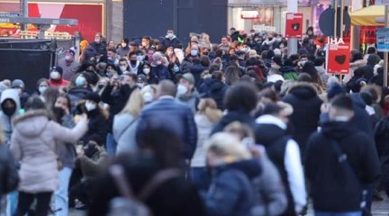 Dünyayı Omicron varyantına karşı yeni önlemler alıyor