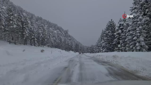 Keltepe Kayak Merkezi'nde kar kalınlığı 1 metreye ulaştı