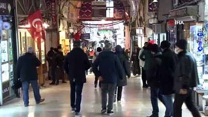 Gram altın 1000 lirayı geçti, yarım gramda talep artışı