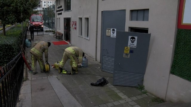 İstanbul’da elektrik trafosu patladı! 3 işçi yaralandı