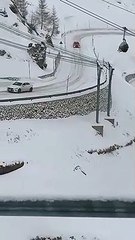 Quand on maitrise le drift en voiture, pas besoin de chaine à neige