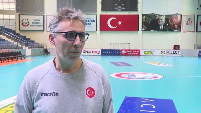 A Milli Erkek Hentbol Takımı, Romanya'daki turnuva için kampa girdi