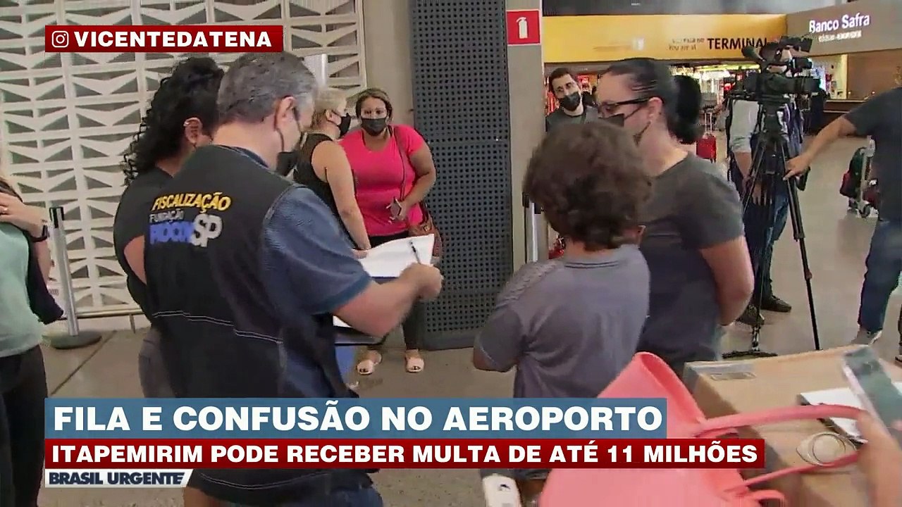 Sem a possibilidade de embarcar, passageiros da Itapemirim sofrem com o cancelamento dos voos.