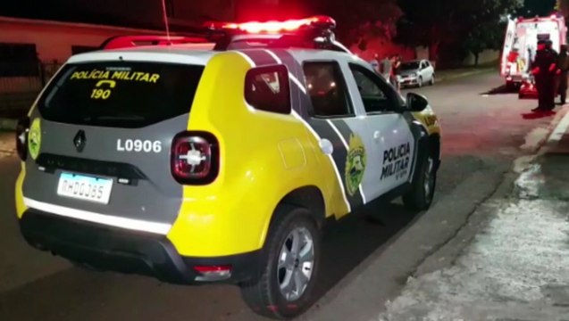 Ao término de corrida em Cascavel, homem joga tijolo em carro de motorista de aplicativo