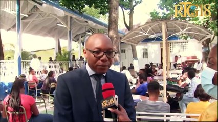 Omaj nan memwa pwofesè Patrice Michel Derenencourt ki te kidnapé epi asasinen nan mwa oktòb pase a.