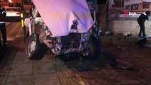 Ankara'da sürücünün direksiyon hakimiyetini kaybettiği otomobil duvara çarptı:1 ölü