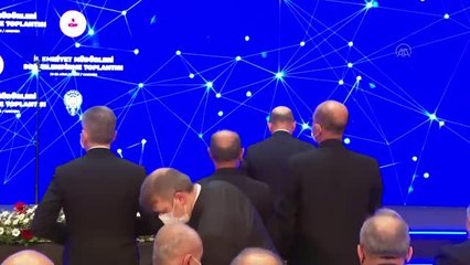 Soylu: "PKK Türkiye'de bitme noktasına gelmişken, YPG, PYD nasıl oluyor da sınırımızda bir terör devleti kurmanın taşeronluğuna soyunabiliyor?