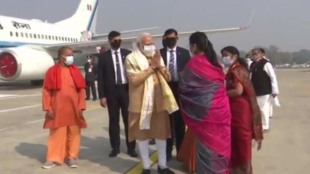 PM Modi arrives in Prayagraj, to interact with 2 lakh women