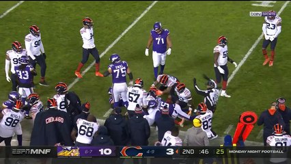 NFL : Les Vikings matent de faibles Bears