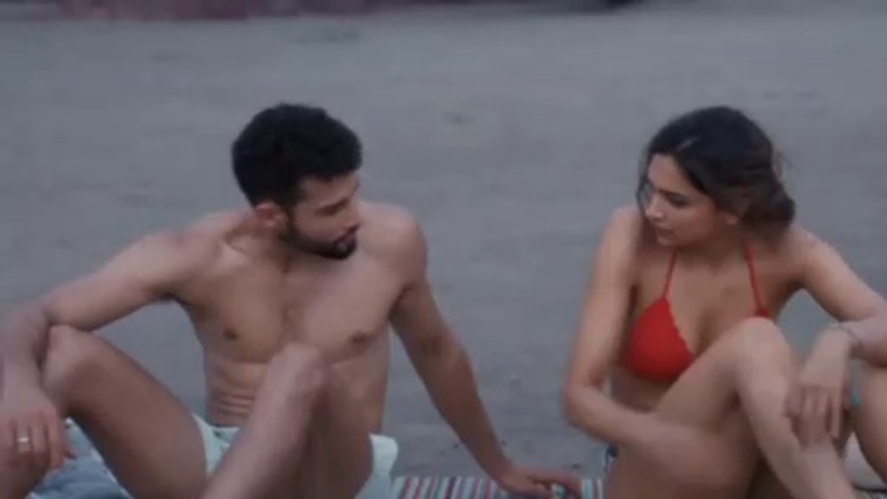Deepika Padukone New Video Shooting Location Shahrukh Rajput Boy