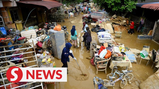 Selangor MB: RM10,000 for families of those killed in floods, RM1,000 for affected households